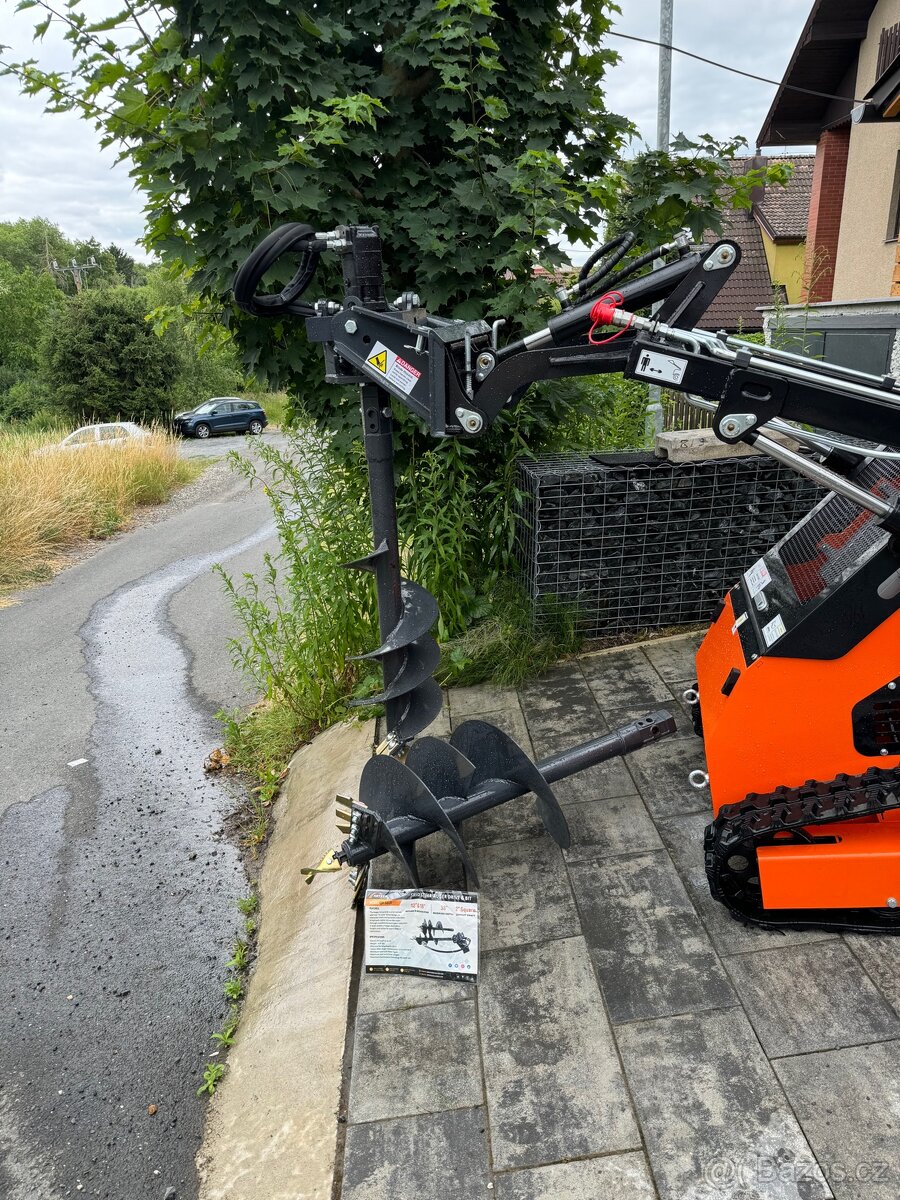 Hydraulický půdní vrták Arteer USA, pro mininakladač - 6