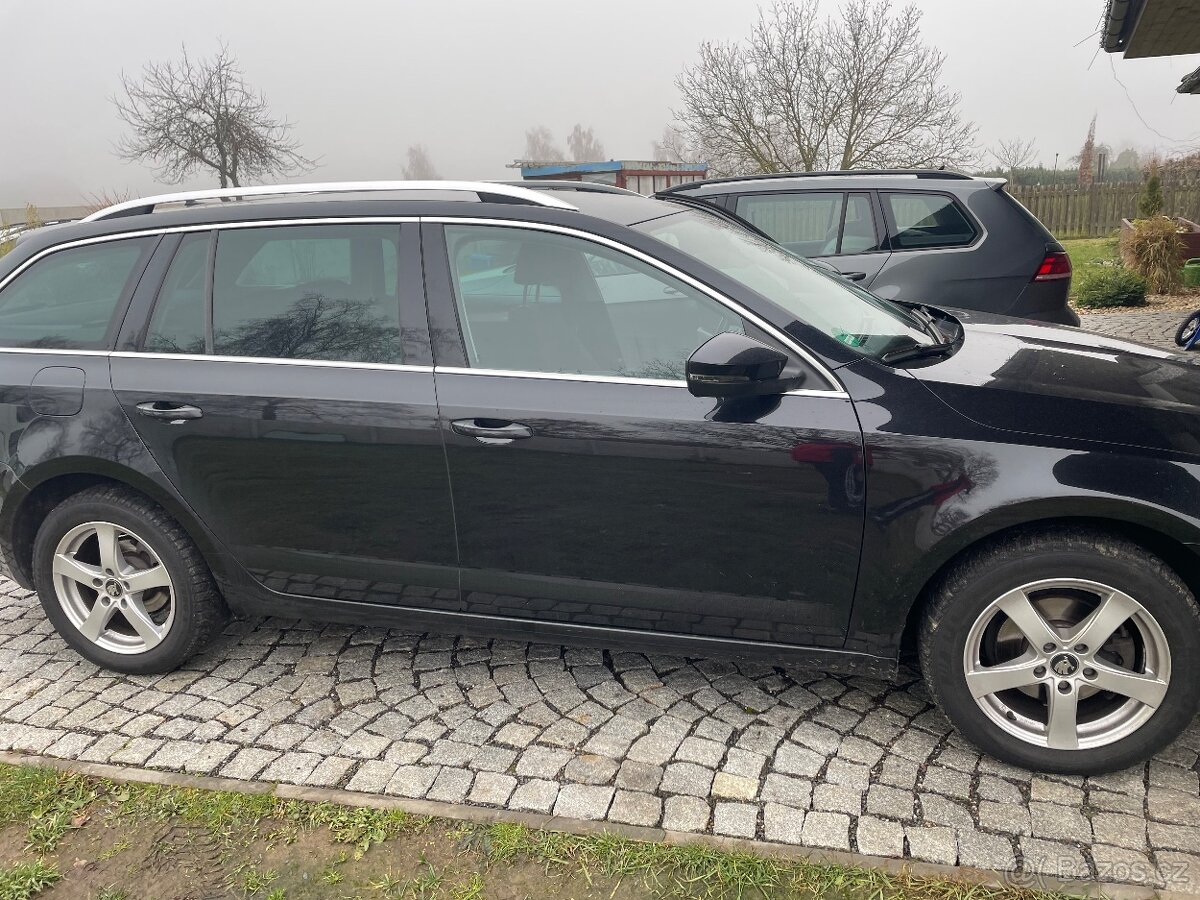Škoda octavia kombi 1.6 TDi Dsg - 6