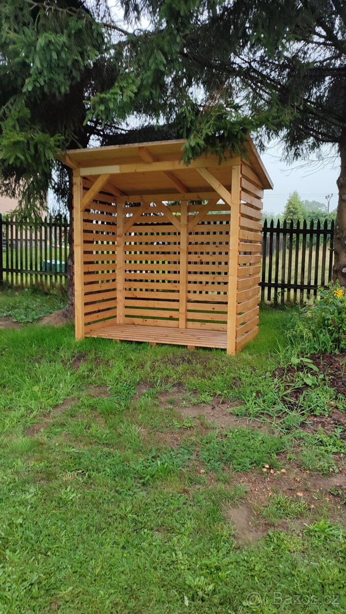 Dřevník nový na cca 4m3 naštípaného dřeva - 6