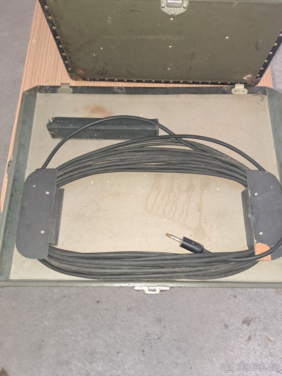 Promítačka Almo 16 - 6