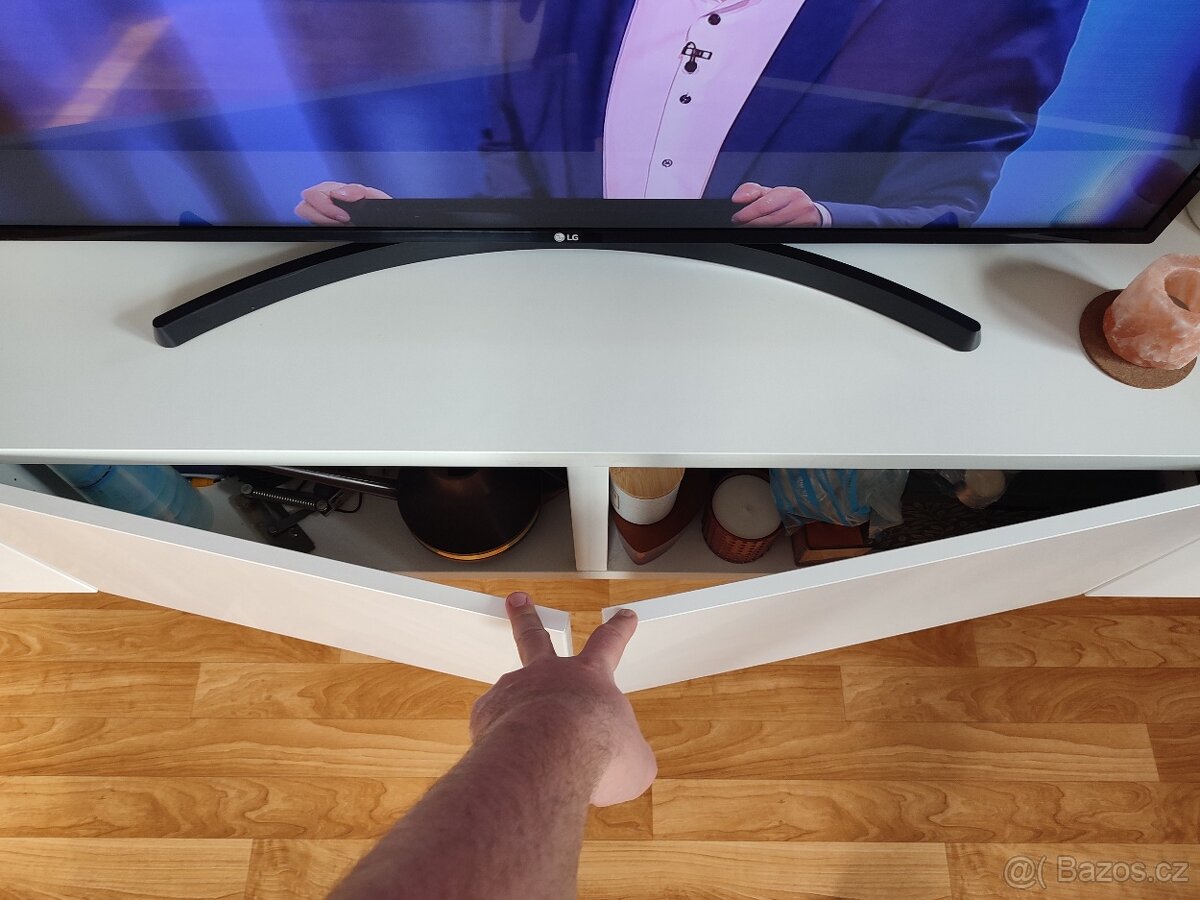 Nábytková sestava IKEA BESTA a EKET - 6