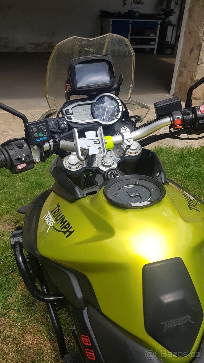 Triumph Tiger 800 XR 2011 - 6