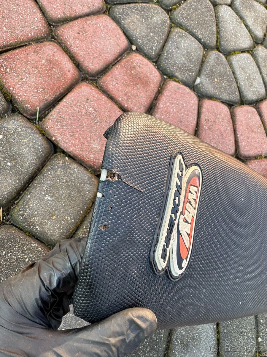 sedlo sedačka pěna podsedák seat honda cr 125 / 250 r 00-01 - 6