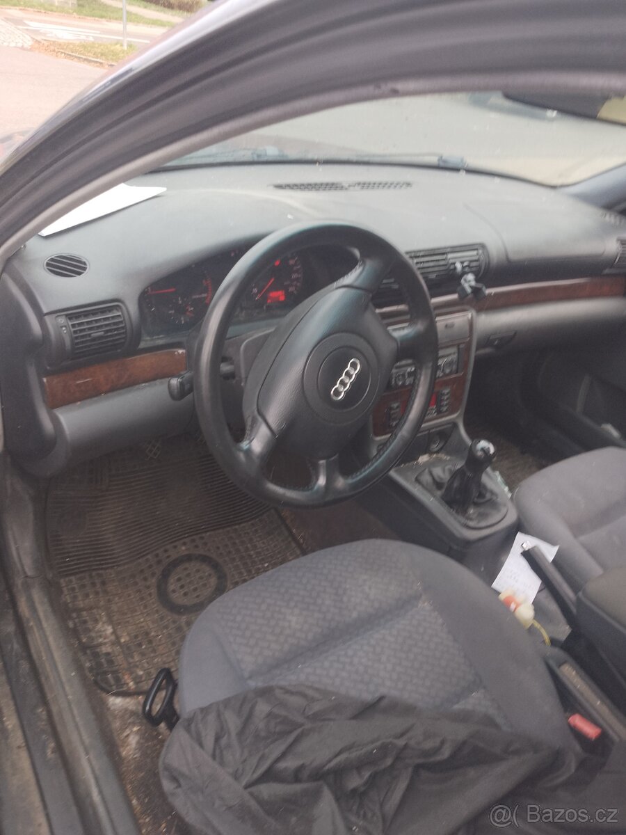 Prodám Audi A4 combi - 6