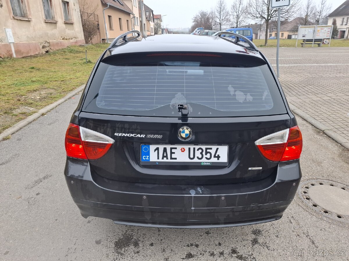 BMW e91 325xi - automat 4x4 - výborný motor - vysoká výbava - 6