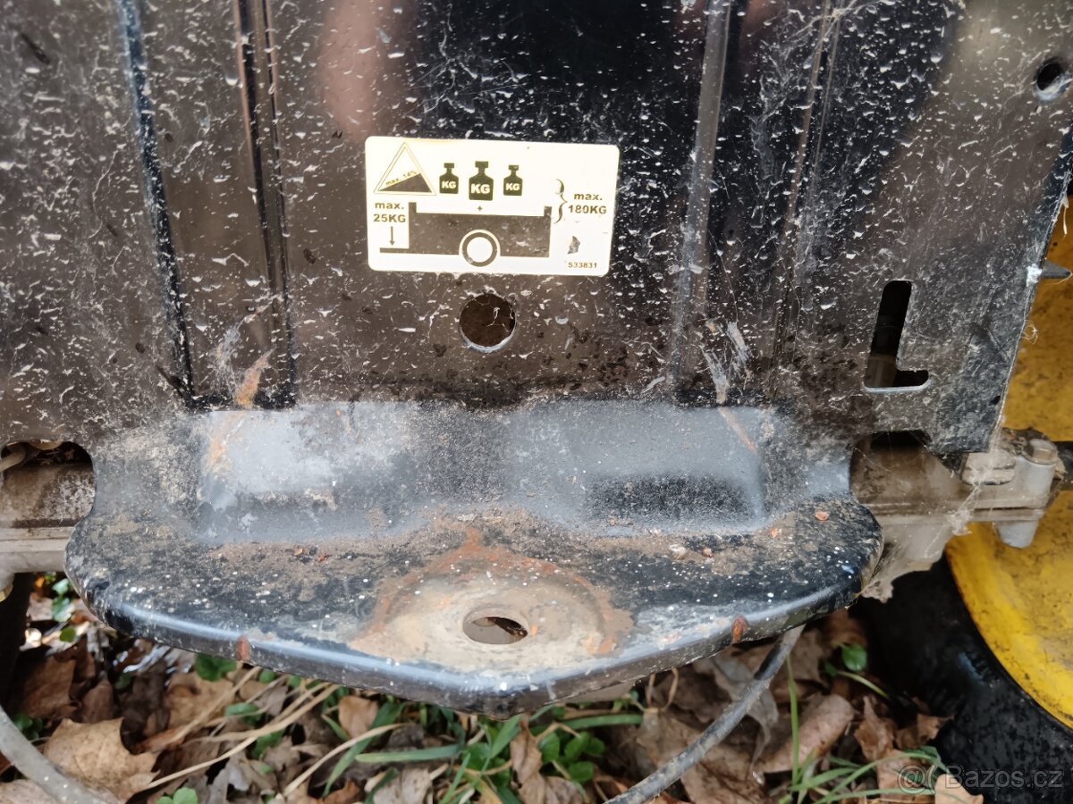 Zahradní traktor+vlek - 6