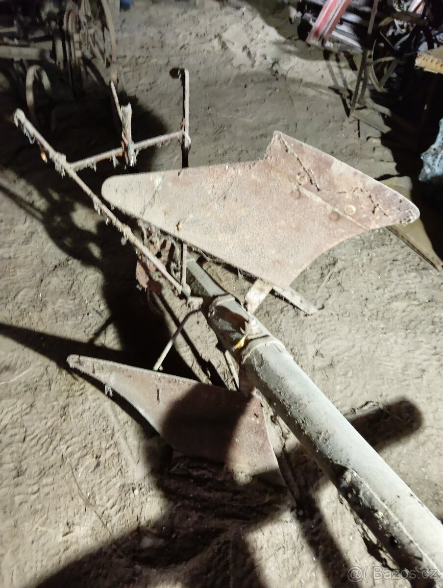 Staré zemědělské stroje - 6