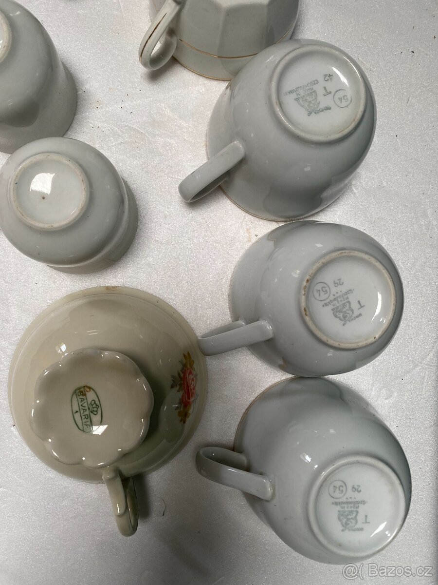 porcelánových šálků - 6