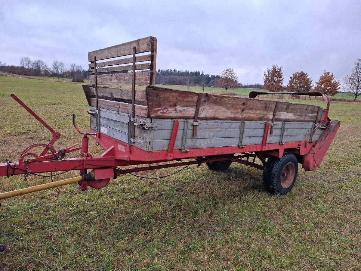 Rozmetadlo hnoje KRONE - 6