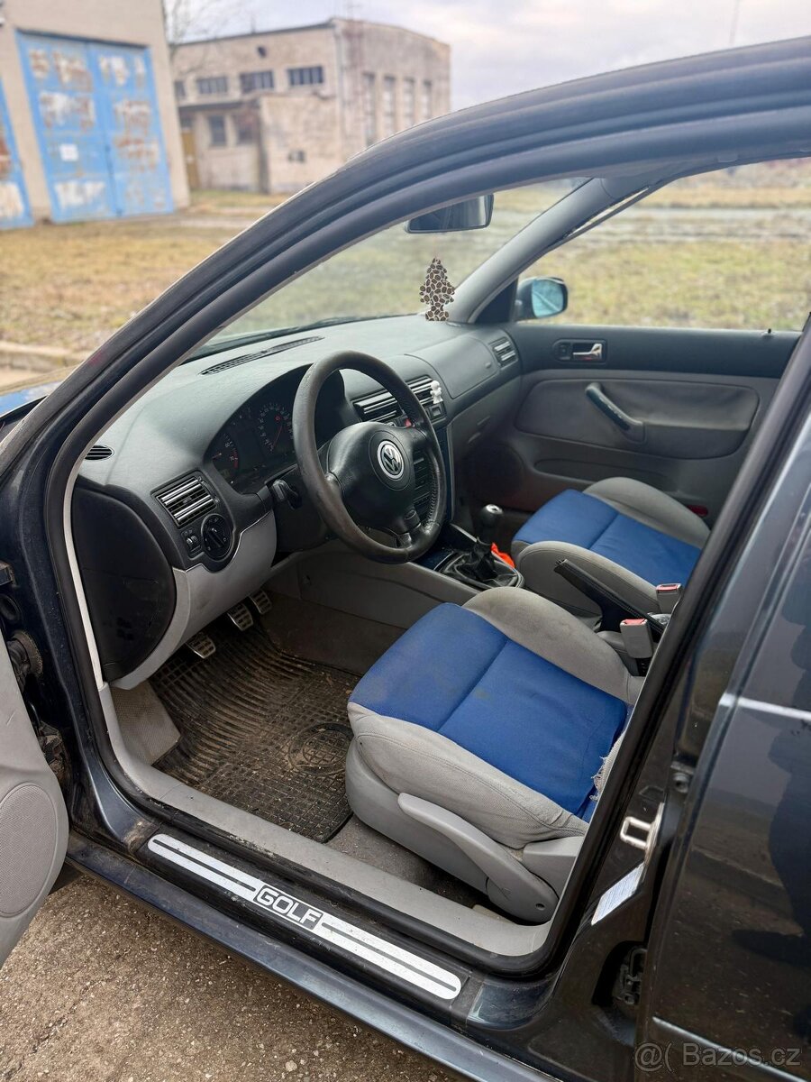 Golf 4 1.6 16V - 6