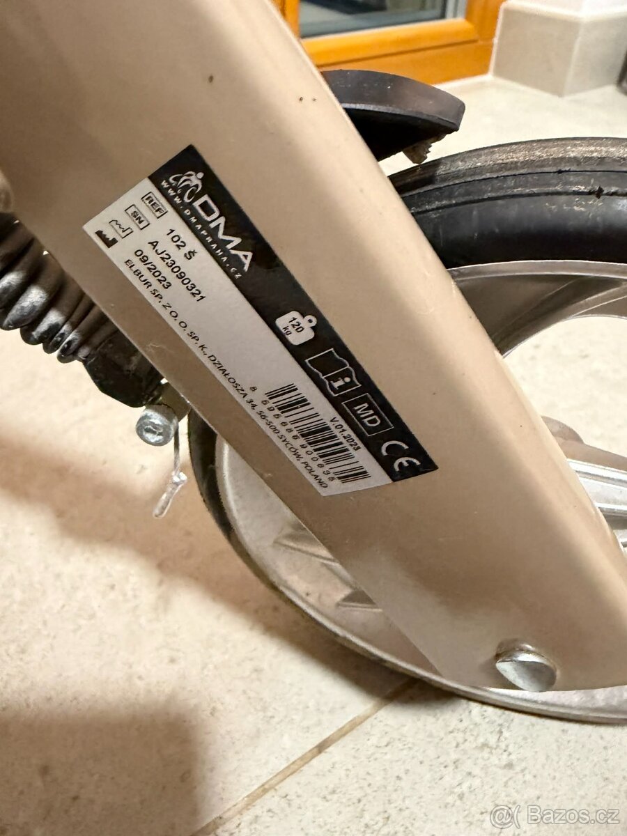 Chodítko DMA 102 - čtyřkolové - 6