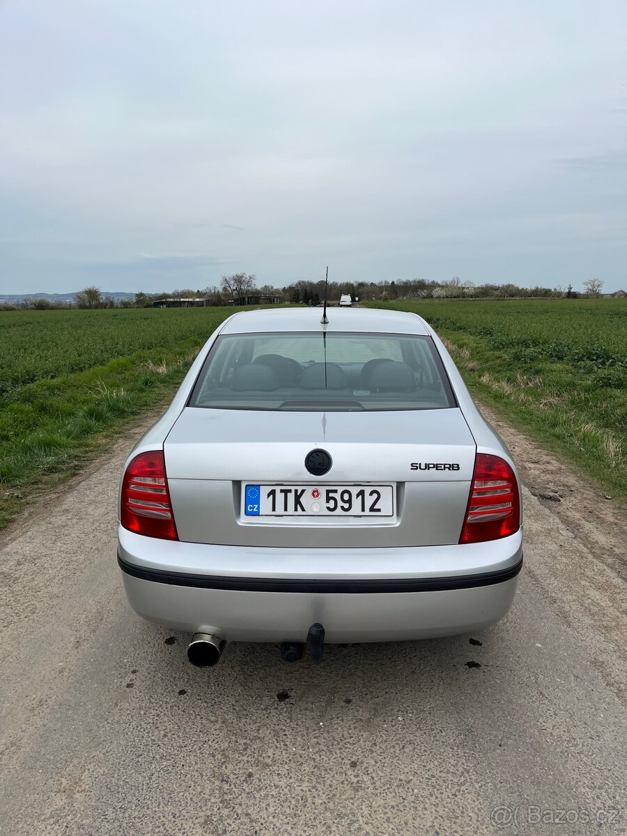 Škoda Superb 1 2.0 - 6
