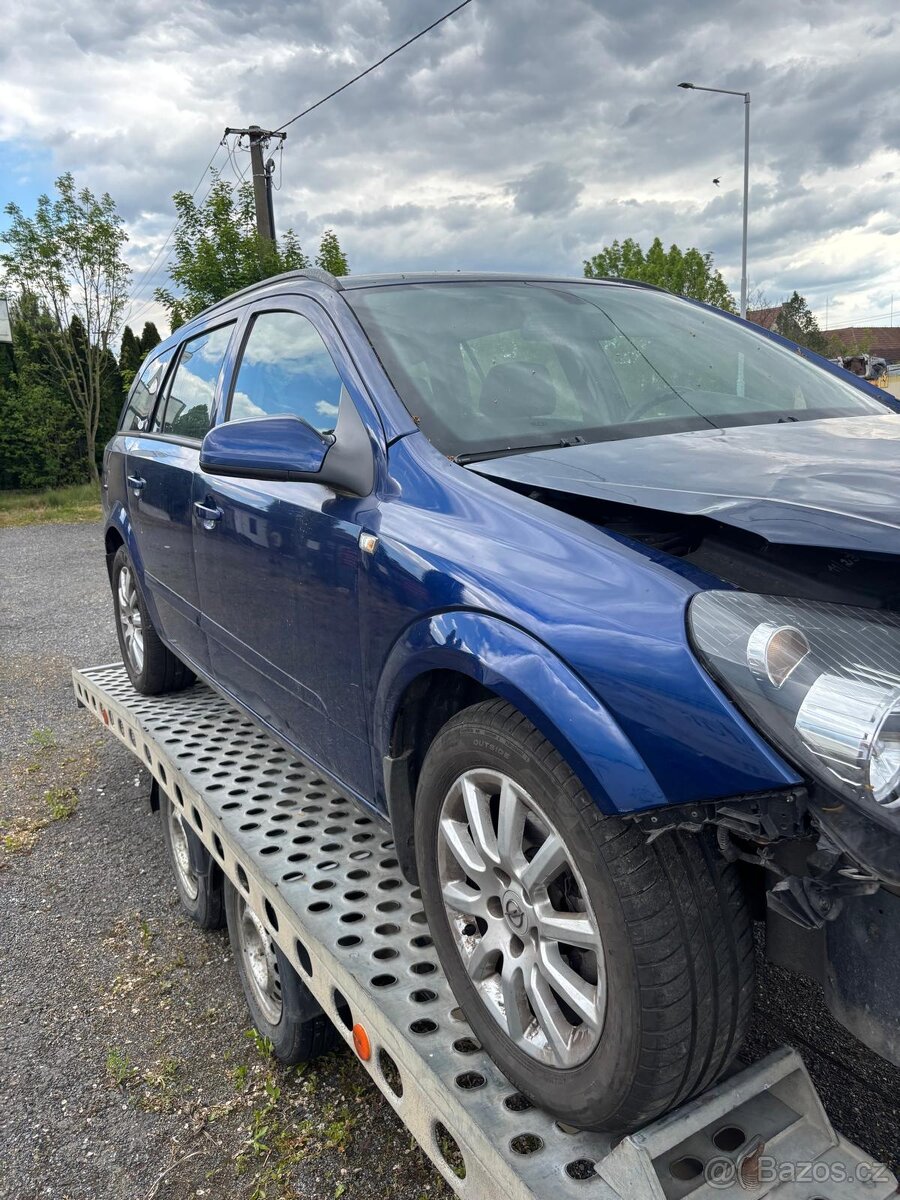 OPEL ASTRA CARAVAN 1,6 16V - nahradní díly - 6