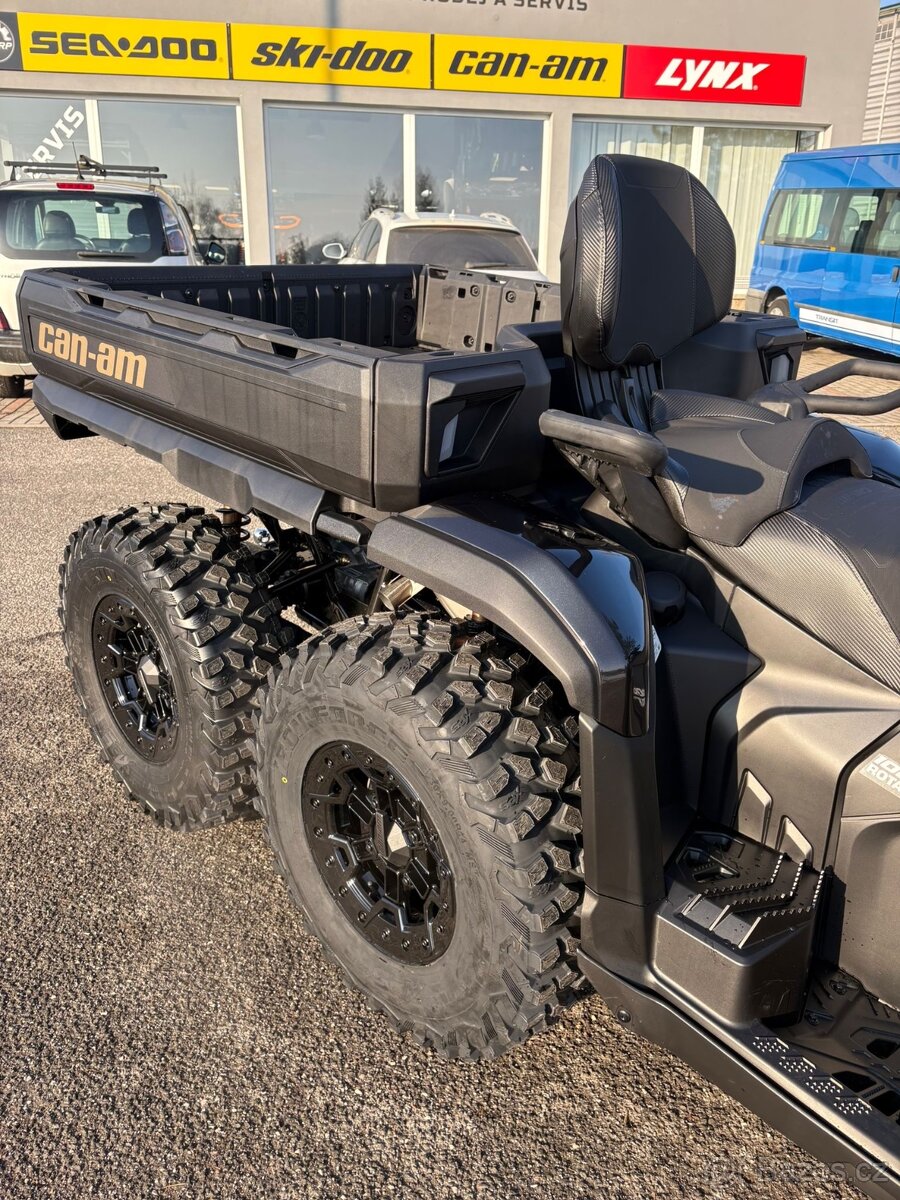 Novinka Can Am Outlander 1000r Max 6x6 Backcountry 2026 - 6