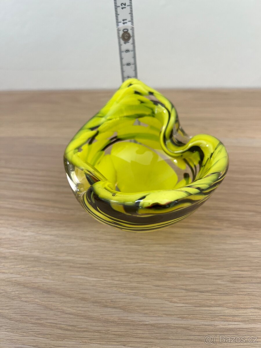 Prodám popelnik hutní sklo Moser - 6