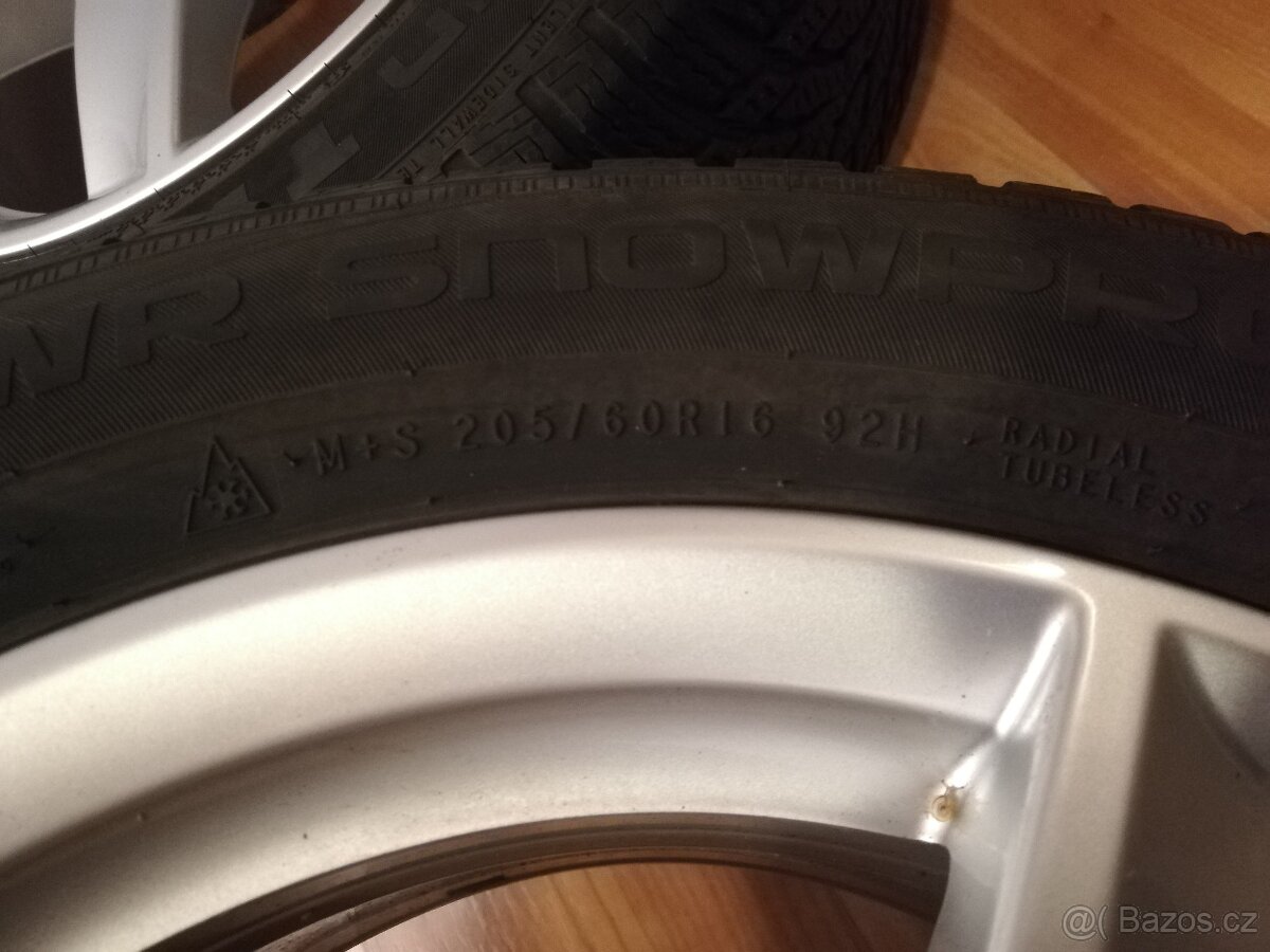 Seat Alhambra,VW Sharan,zimní kola 205/60/16, 6,5Jx16 ET33 - 6