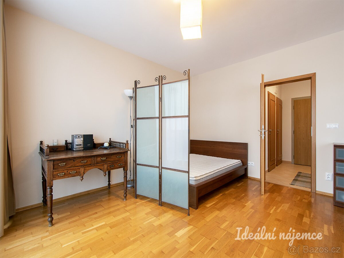 Pronájem bytu 1+kk, Poupětova, Holešovice, 21500 Kč/měs, 50 - 6