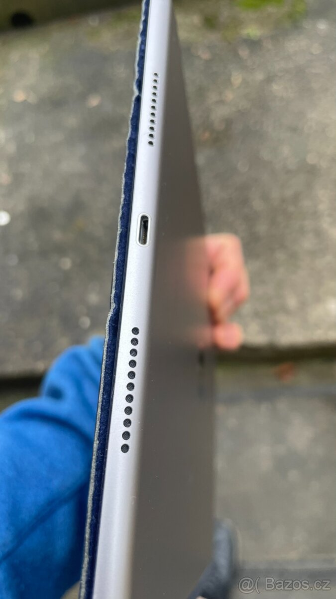 Apple iPad Pro 10.5" Wi-Fi , 64 GB, Space Gray model A1701 - 6