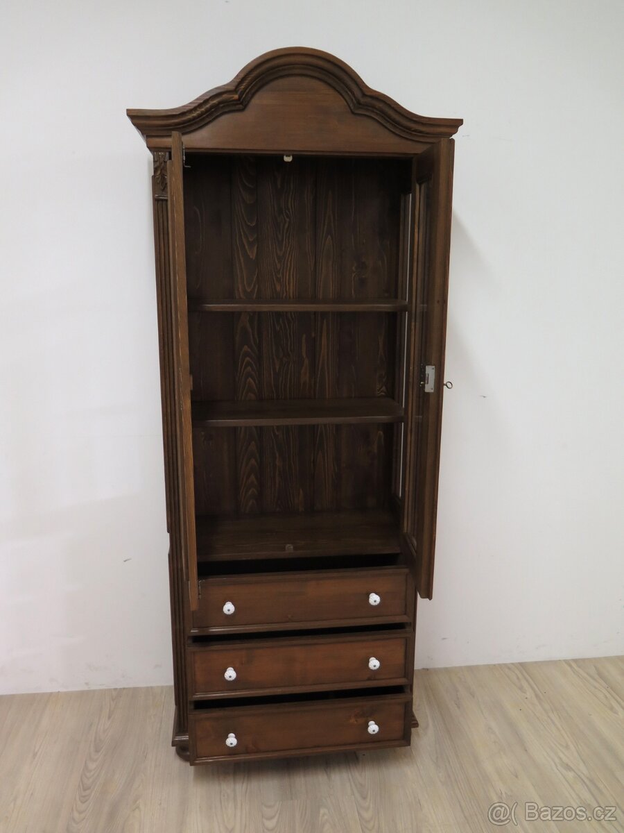 Vitrína s obloukem a zásuvkami - 6