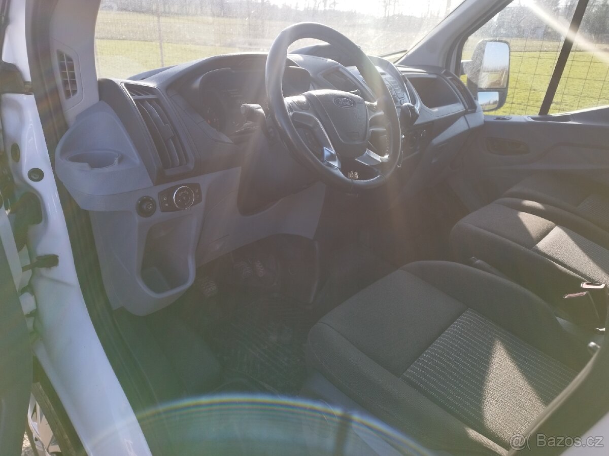 Ford transit valnik 2.0 125 kW 2018 - 6