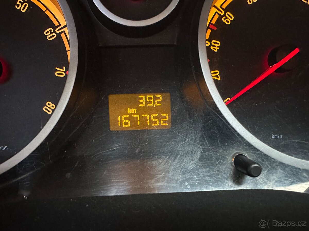 Prodám Opel Corsa 1.2 - 6