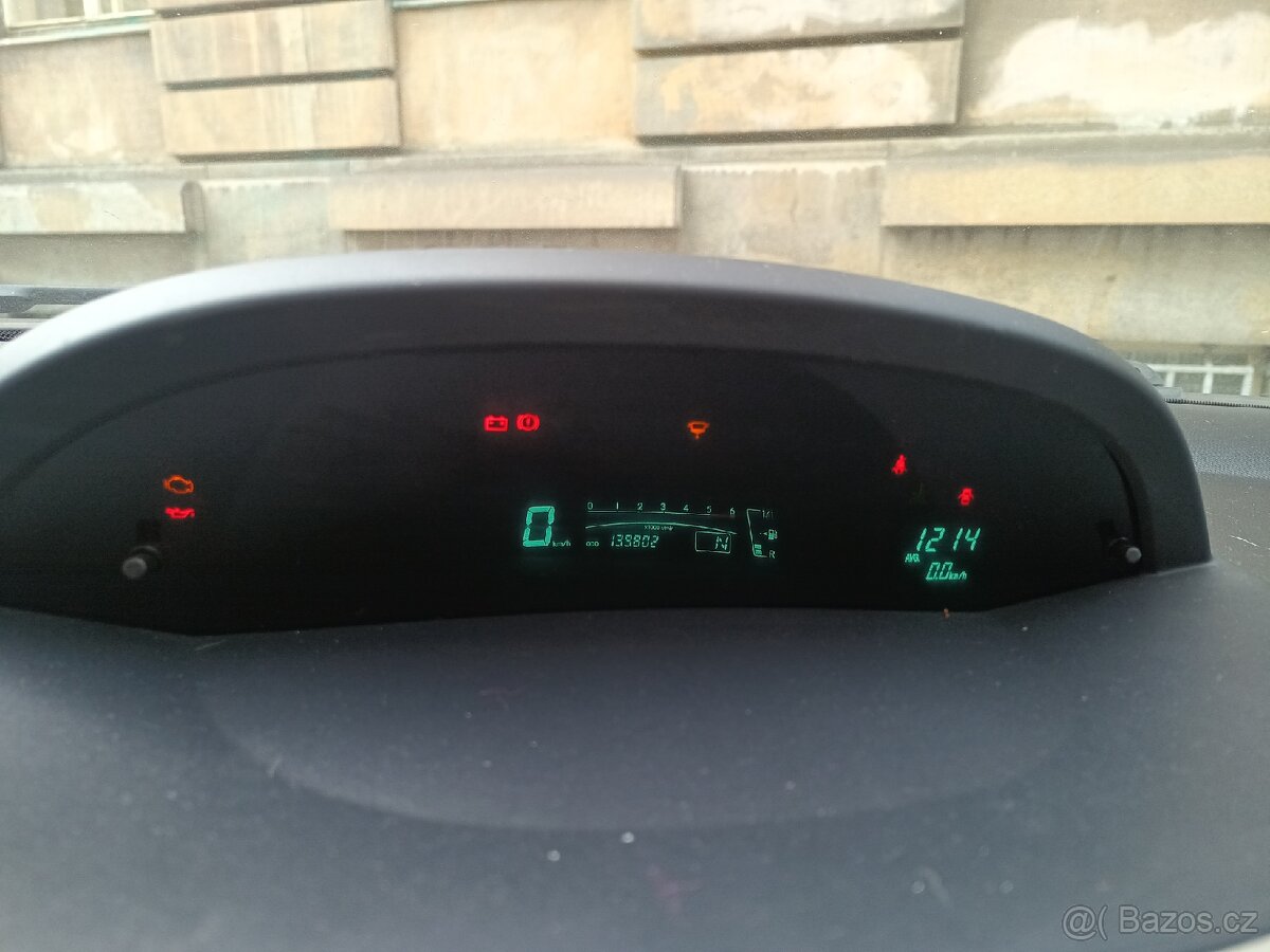 Prodám Toyota Yaris D-4D automat - 6