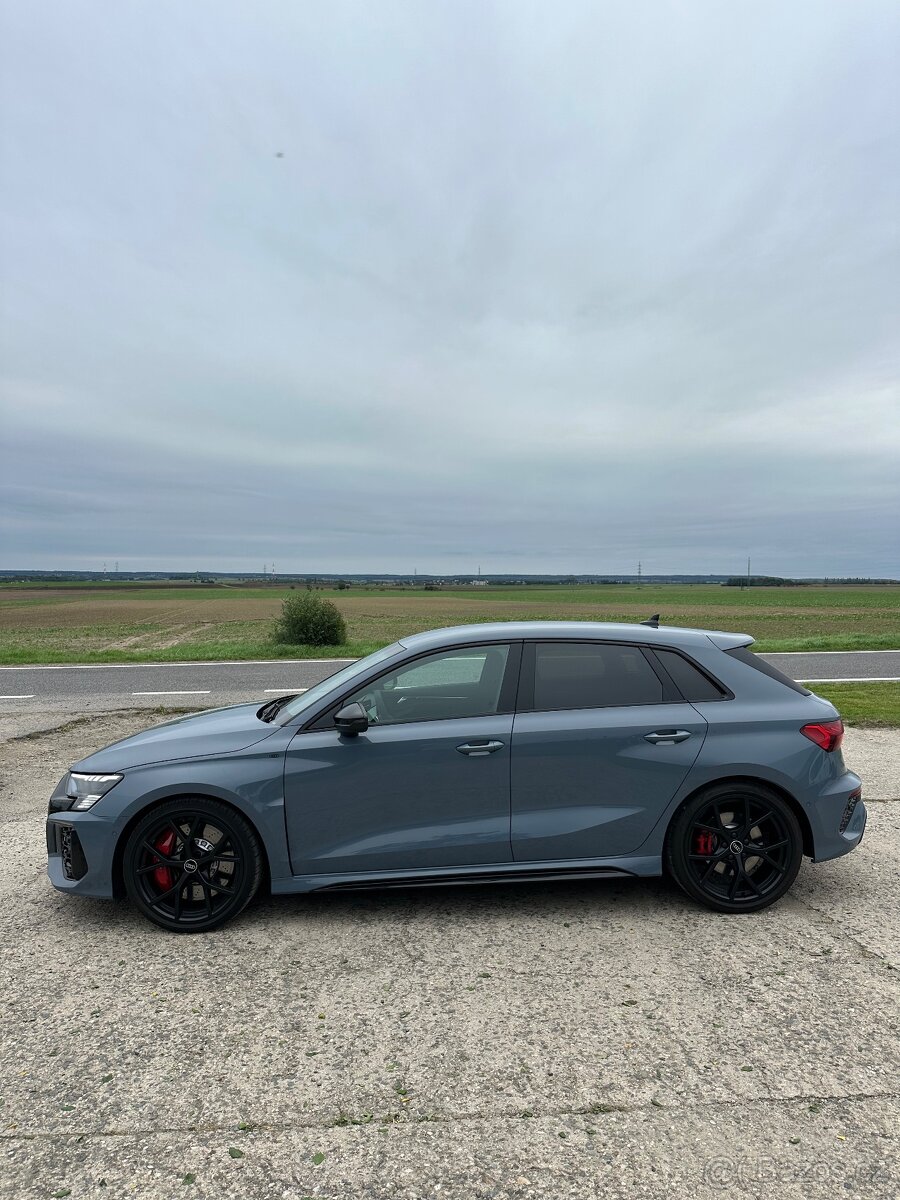 AUDI RS3 2.5 TFSI 294kw záruka 2028 - 6