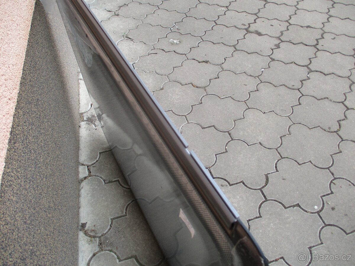 Okno č. 6 ke karavanu HOBBY - boční, rok 2009 - 6