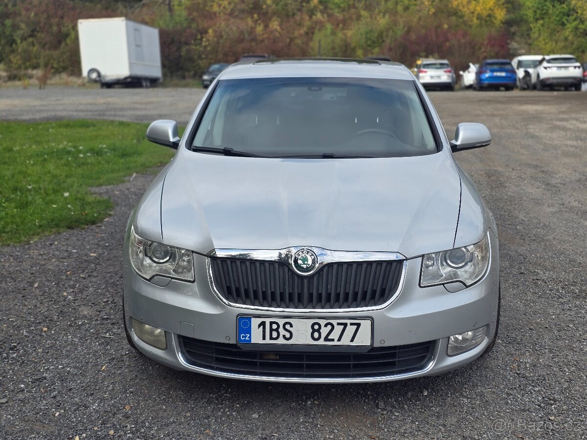 Skoda Superb 1.8i 2009 - 6