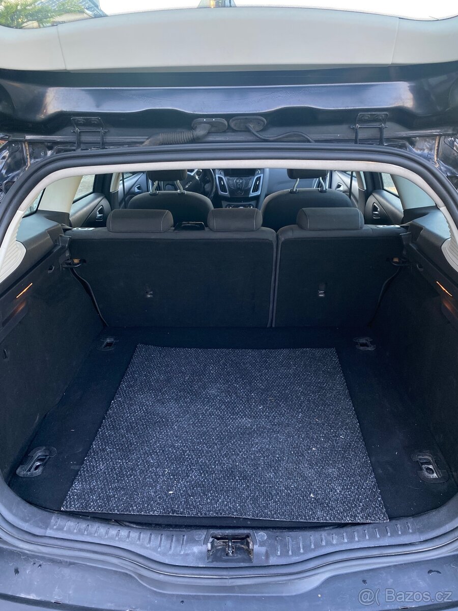 Ford Focus combi 1.6 - 6