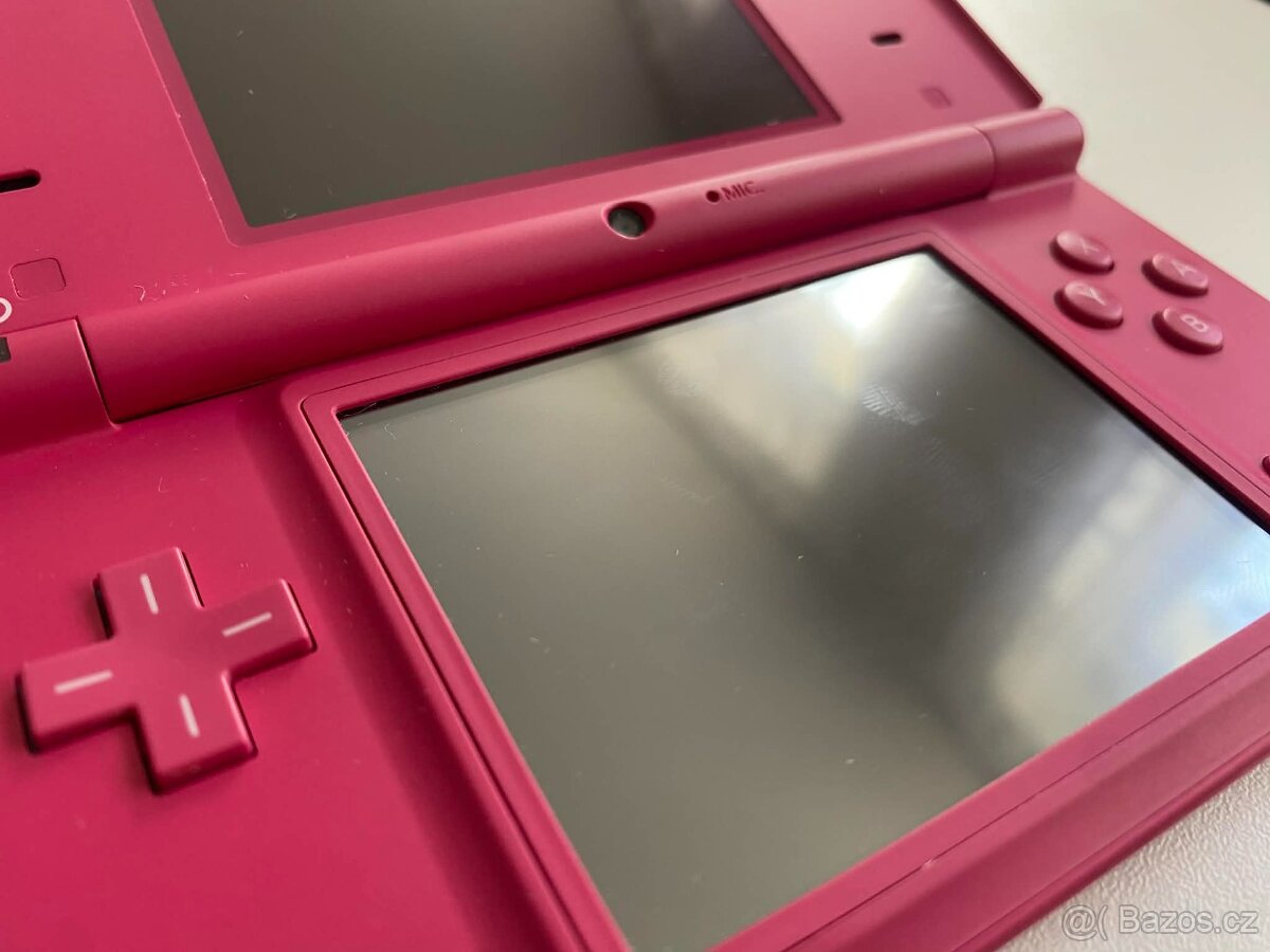 Nintendo DSi Pink + 64gb - 6