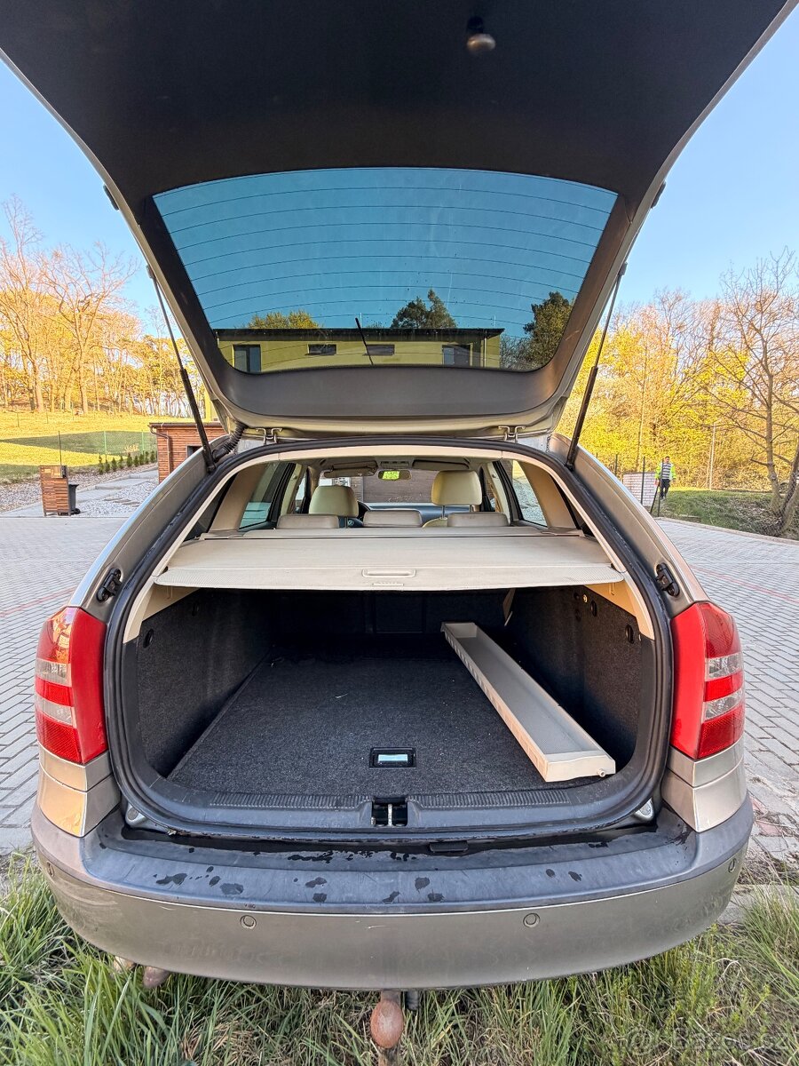 Prodám Škoda Octavia II 2.0tdi - 6