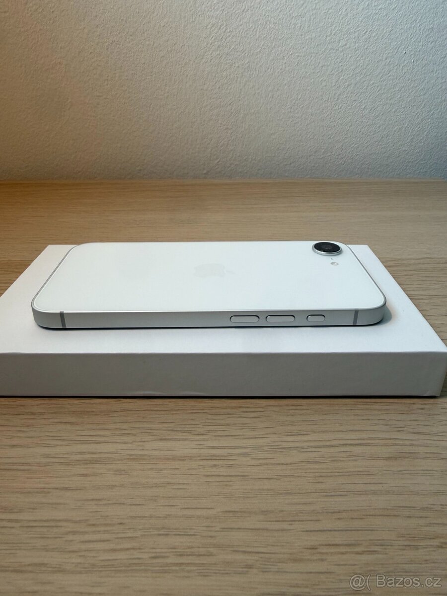 Prodám iPhone 17e 256 GB – bílý - 6