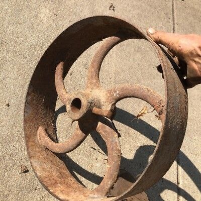 řemenice transmise setrvačník litinové kolo - 6