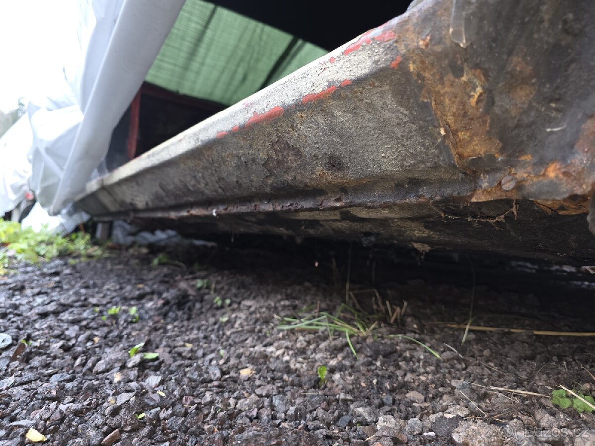 Skelet Škoda rapid - 6