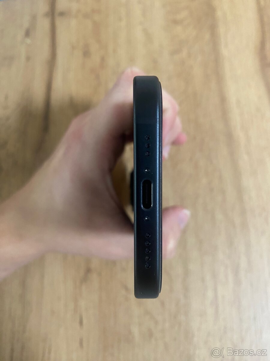 iPhone 15 128 GB - Perfektní stav - 6