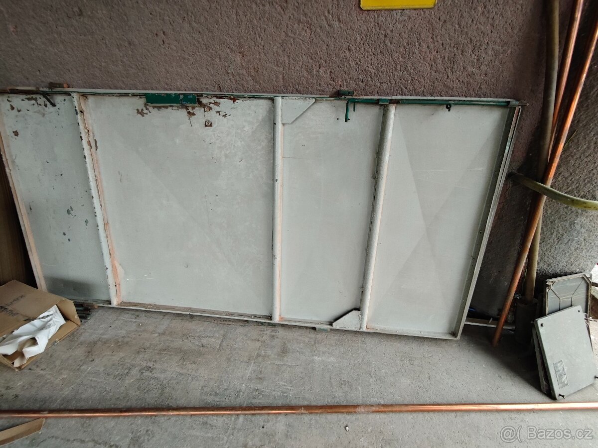 Prodam plechove vrata bez ramu - 6
