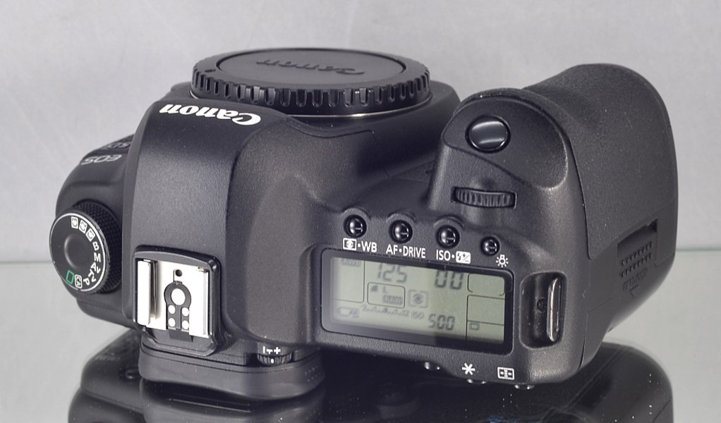 Canon EOS 5D Mark II full-frame Full HDV42000 Exp - 6