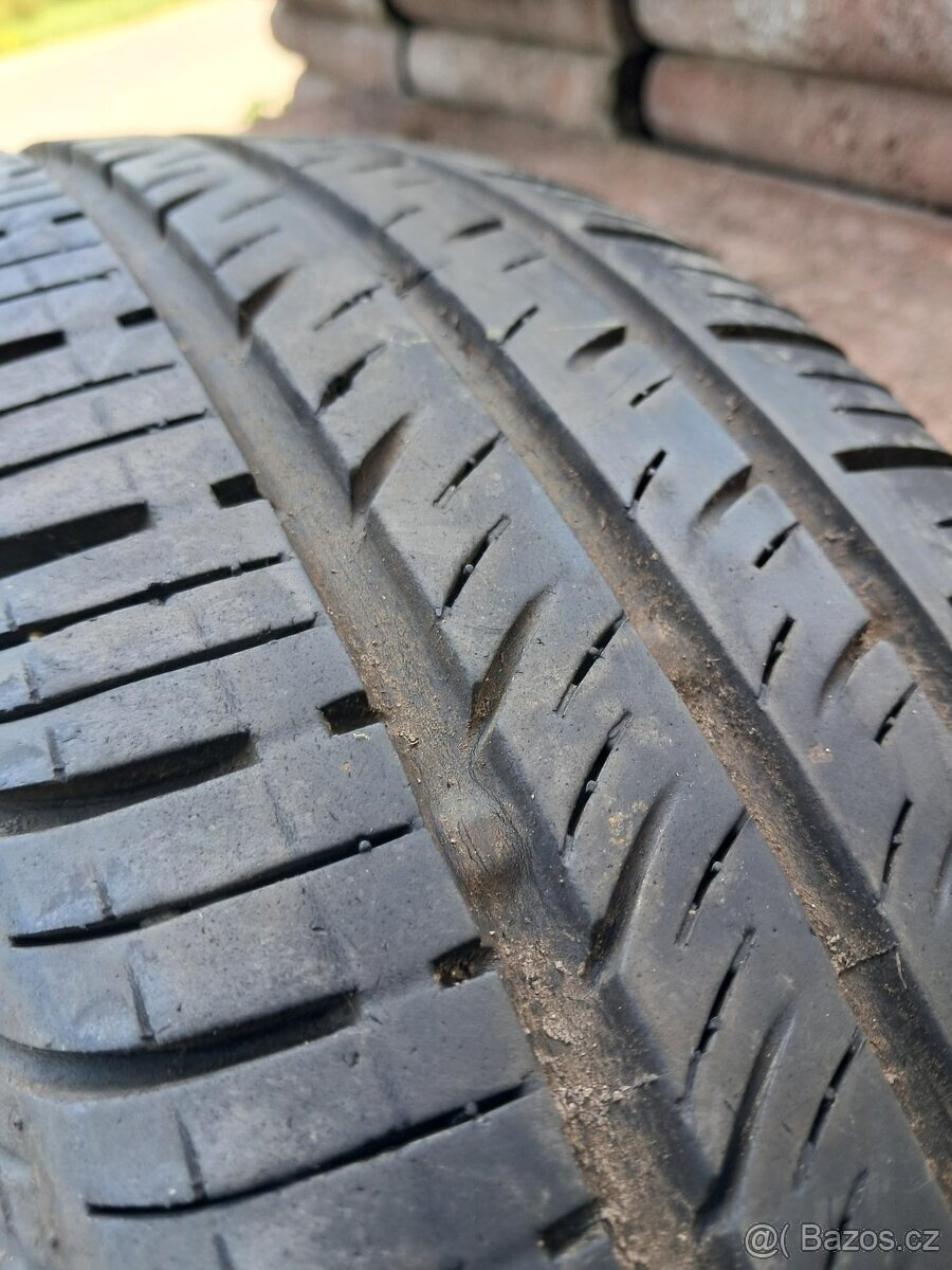 pneu 195/70/15, 185/65/15 a různé - 6