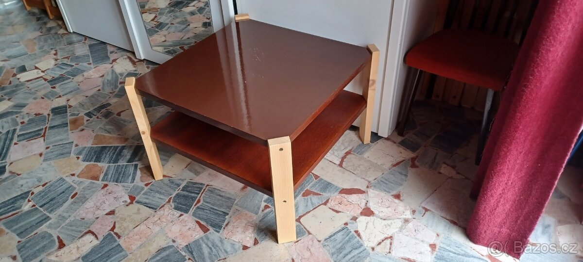 Konferenční stolek starší - 6