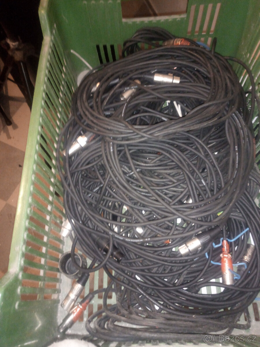 Kompletní PA 2x Behringer DR18 + dB 10 hype + MIX Presonus - 6