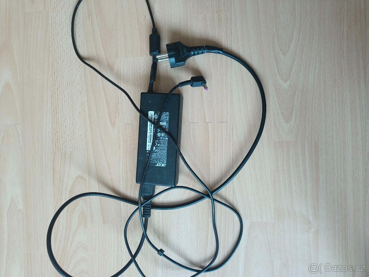 Acer Nitro AN515-42 - 6