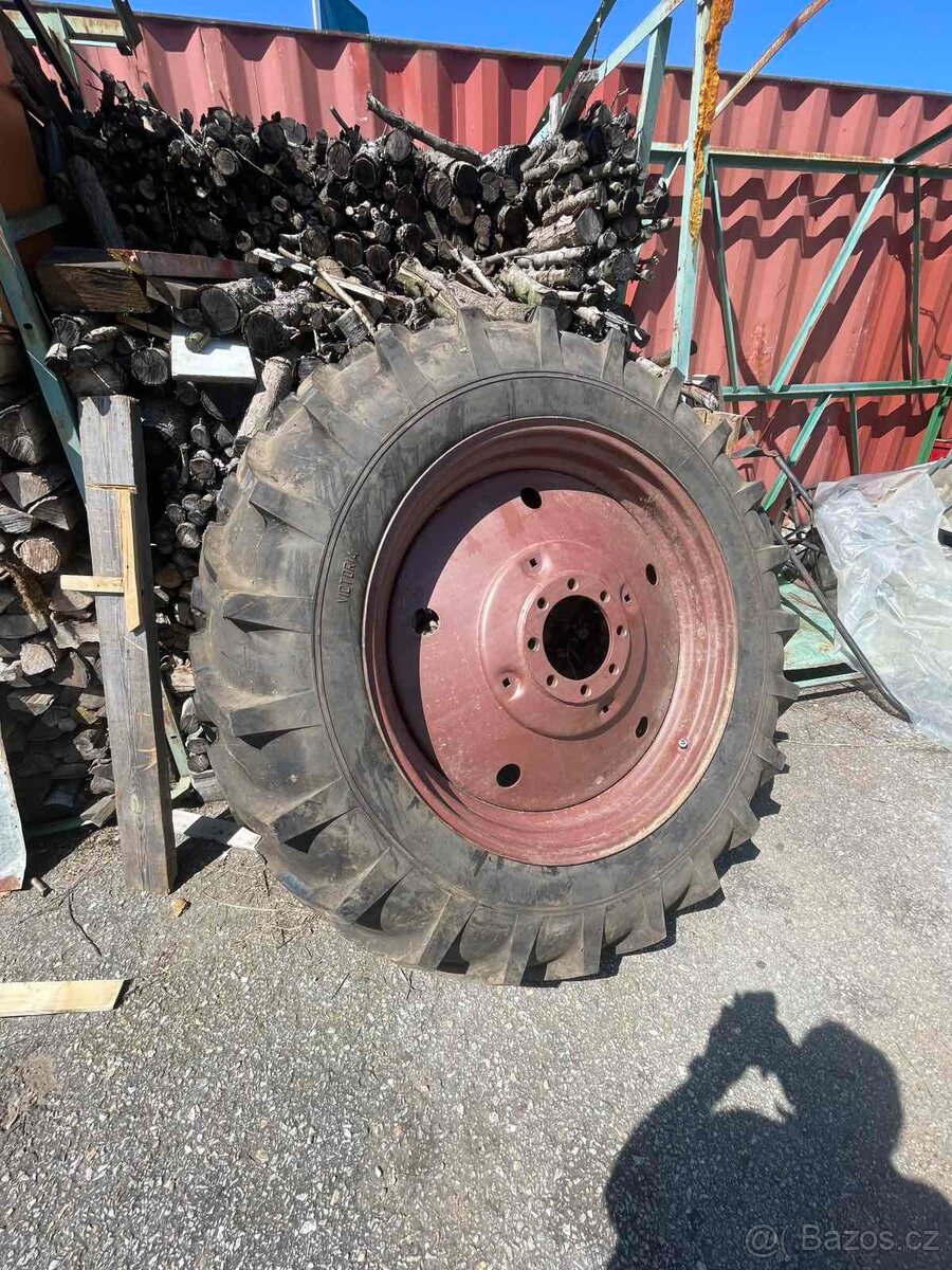 Originální ráfky na traktor Belarus, traktorbagr Belorus EO - 6