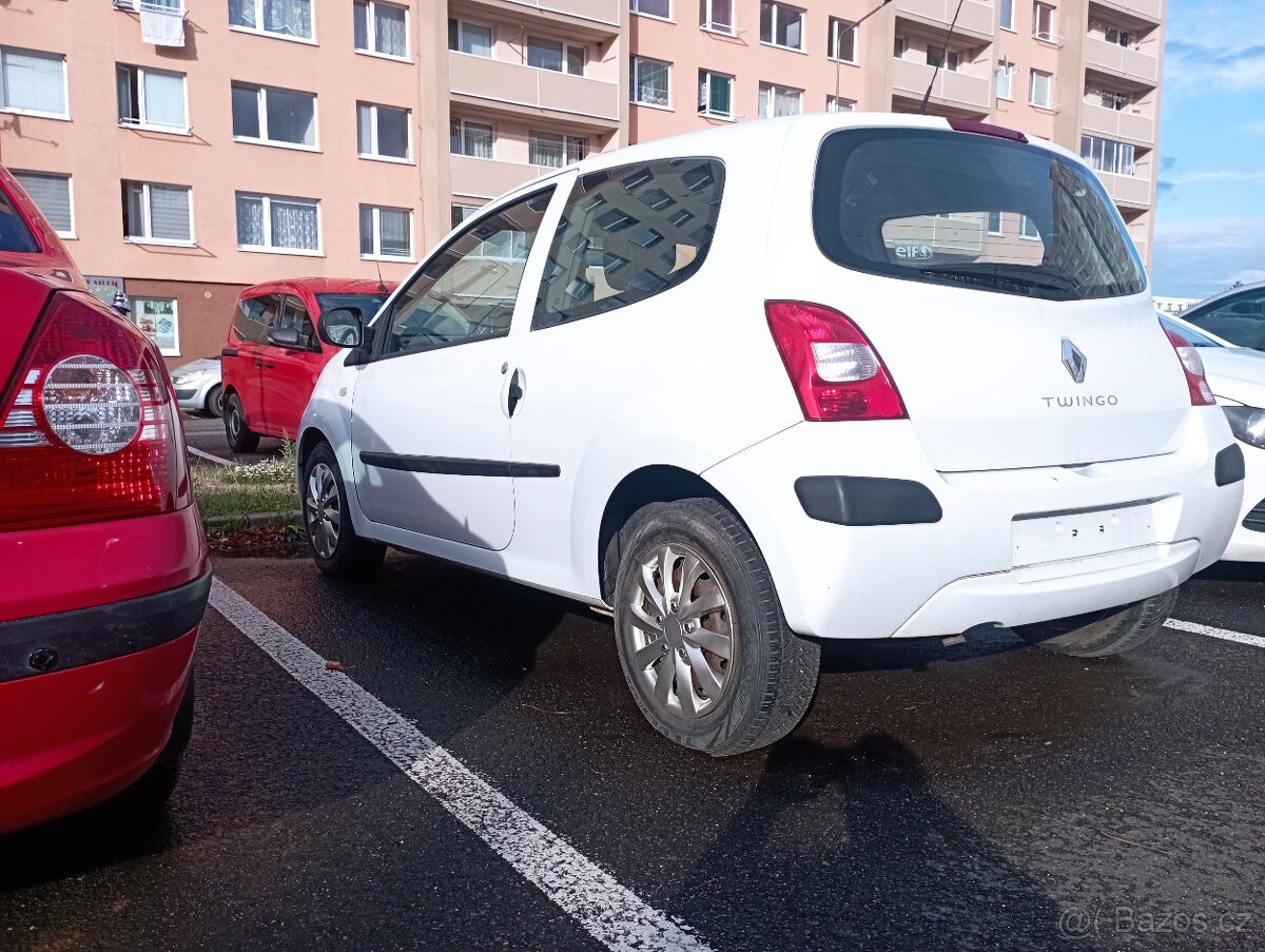Prodám Renault Twingo 2 12i benzin - 6