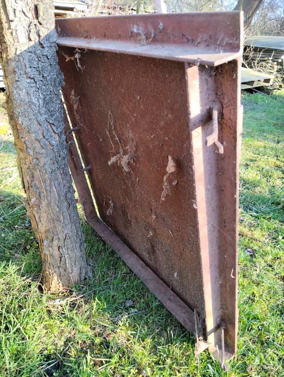 Zelezny poklop 80 x 80cm - 6