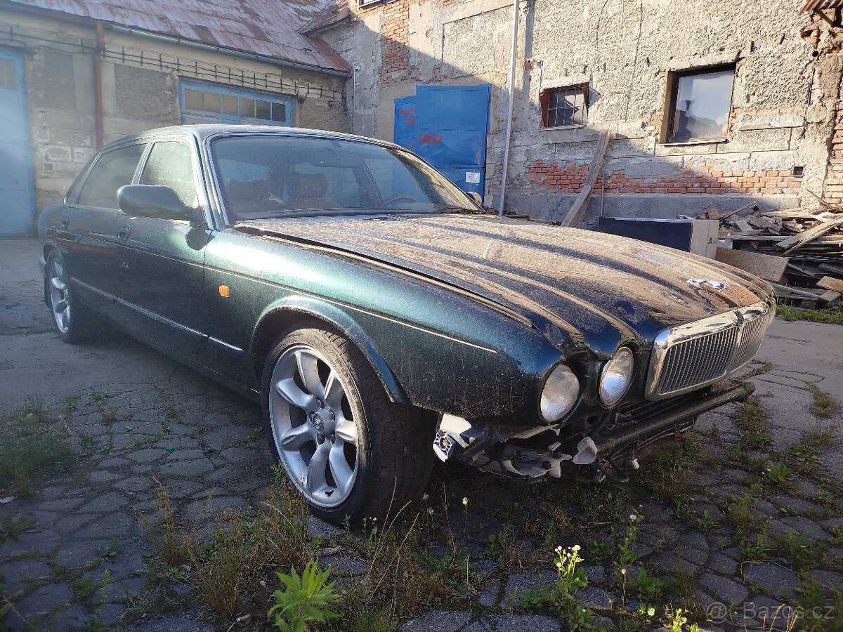Jaguar XJ X330 Long 4.0 V6 - 6