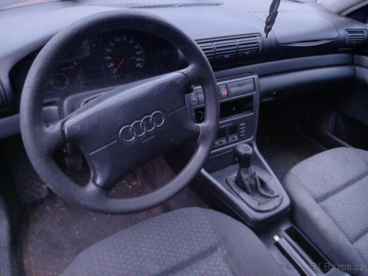Audi A4 1.9tdi 1995 sedan na díly - 6