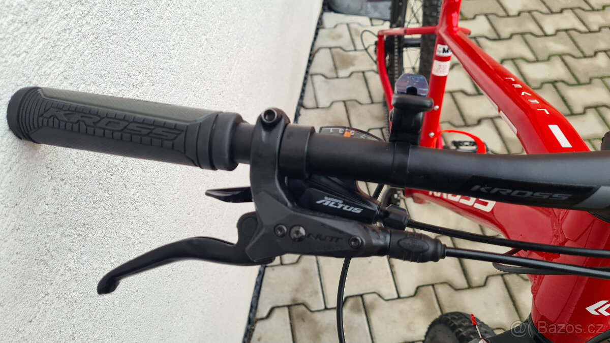 Kross Level 3.0 SR, hydraulické brzdy, Shimano Deore, Rám M - 6