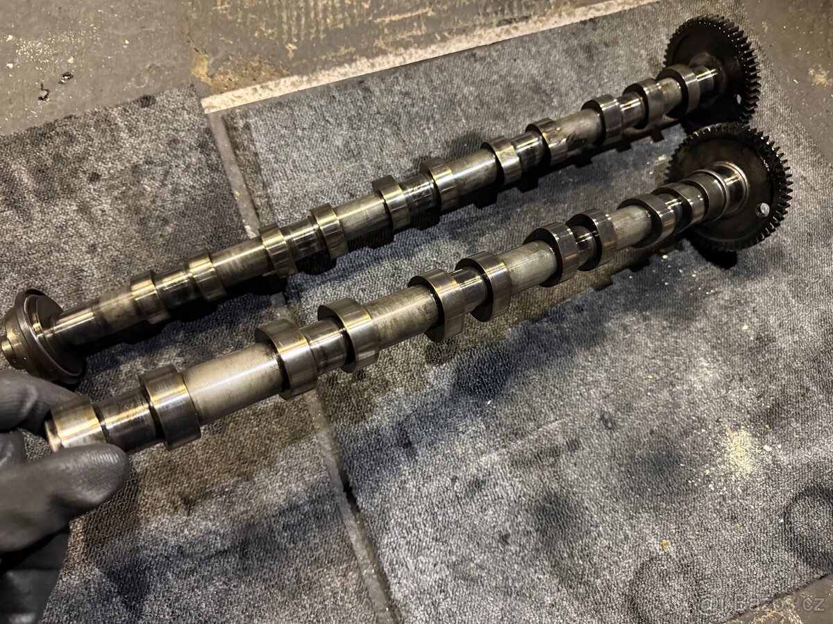 Hlava Volvo 2.4 D5 120kw - 6