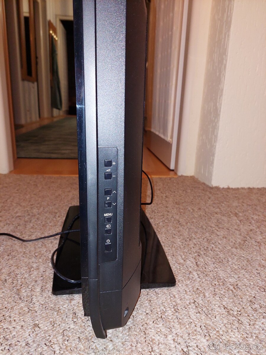 LCD televize Sharp LC-26SH7E-BK - úhlopříčka 65cm (26") - 6